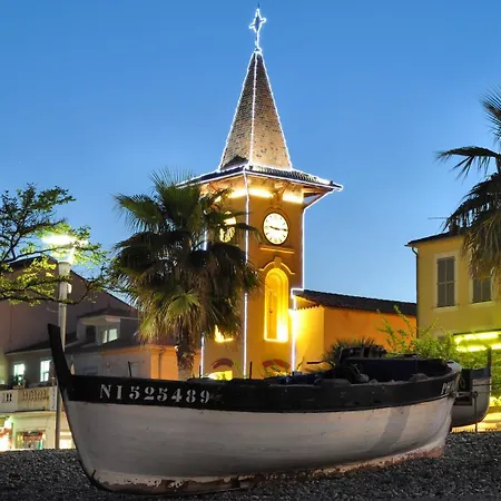 Appartement Rénové à Deux Pas De La Et Commerces *