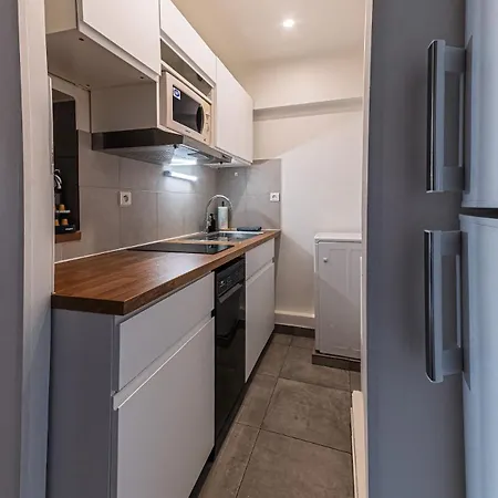 Rénové à Deux Pas De La Et Commerces Appartement *